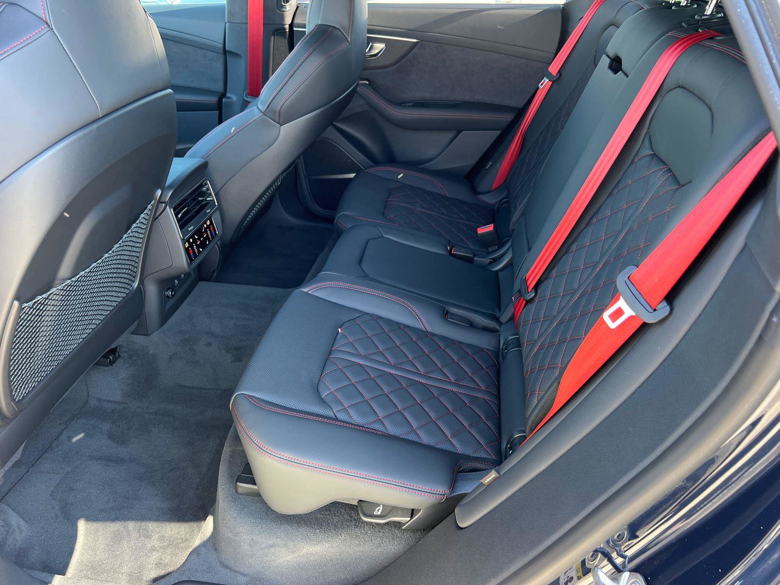 New 2025 Audi SQ8 Prestige image 15