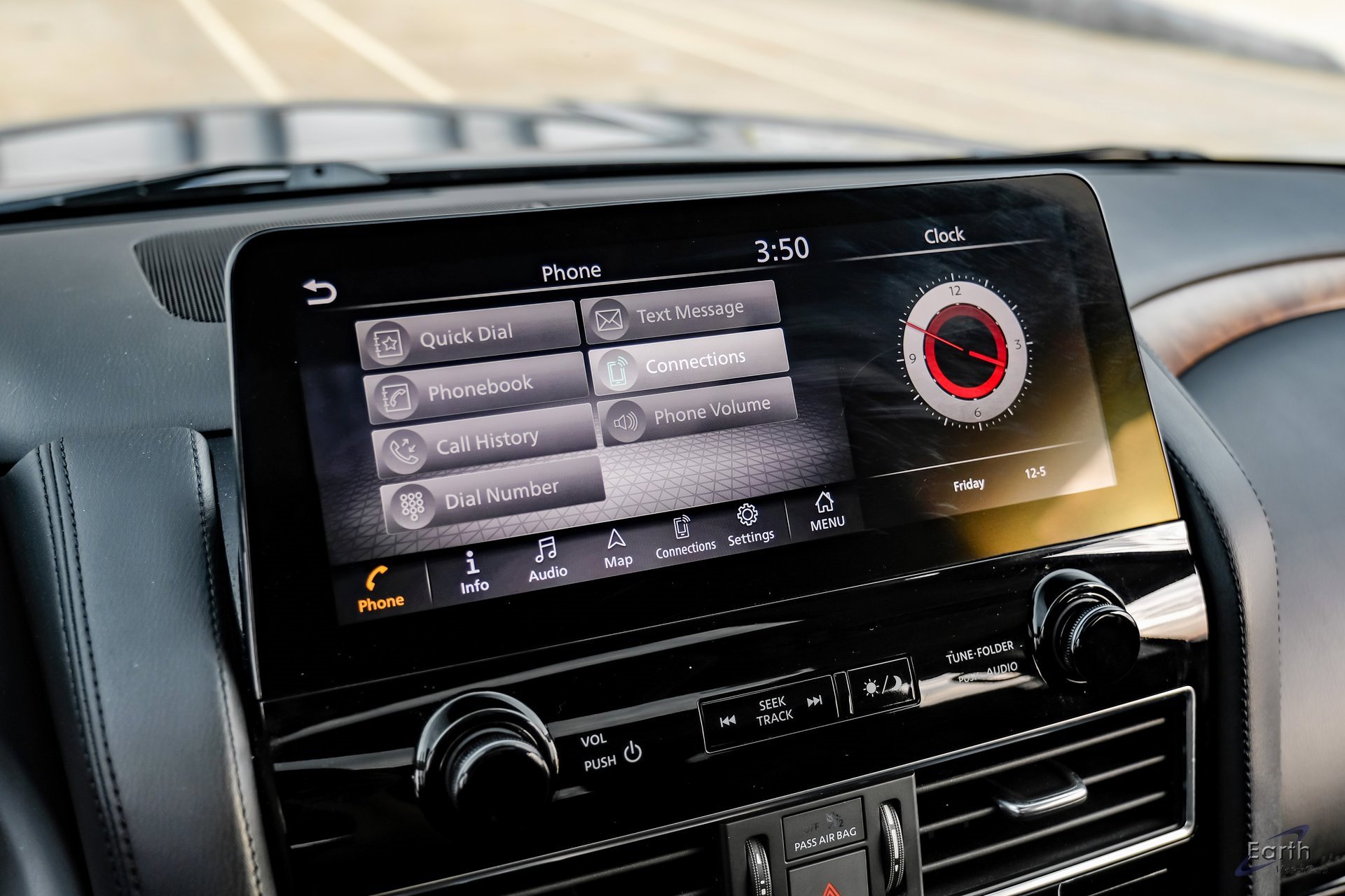 Used 2021 Nissan Armada SL w/ Captain's Chairs Package image 65