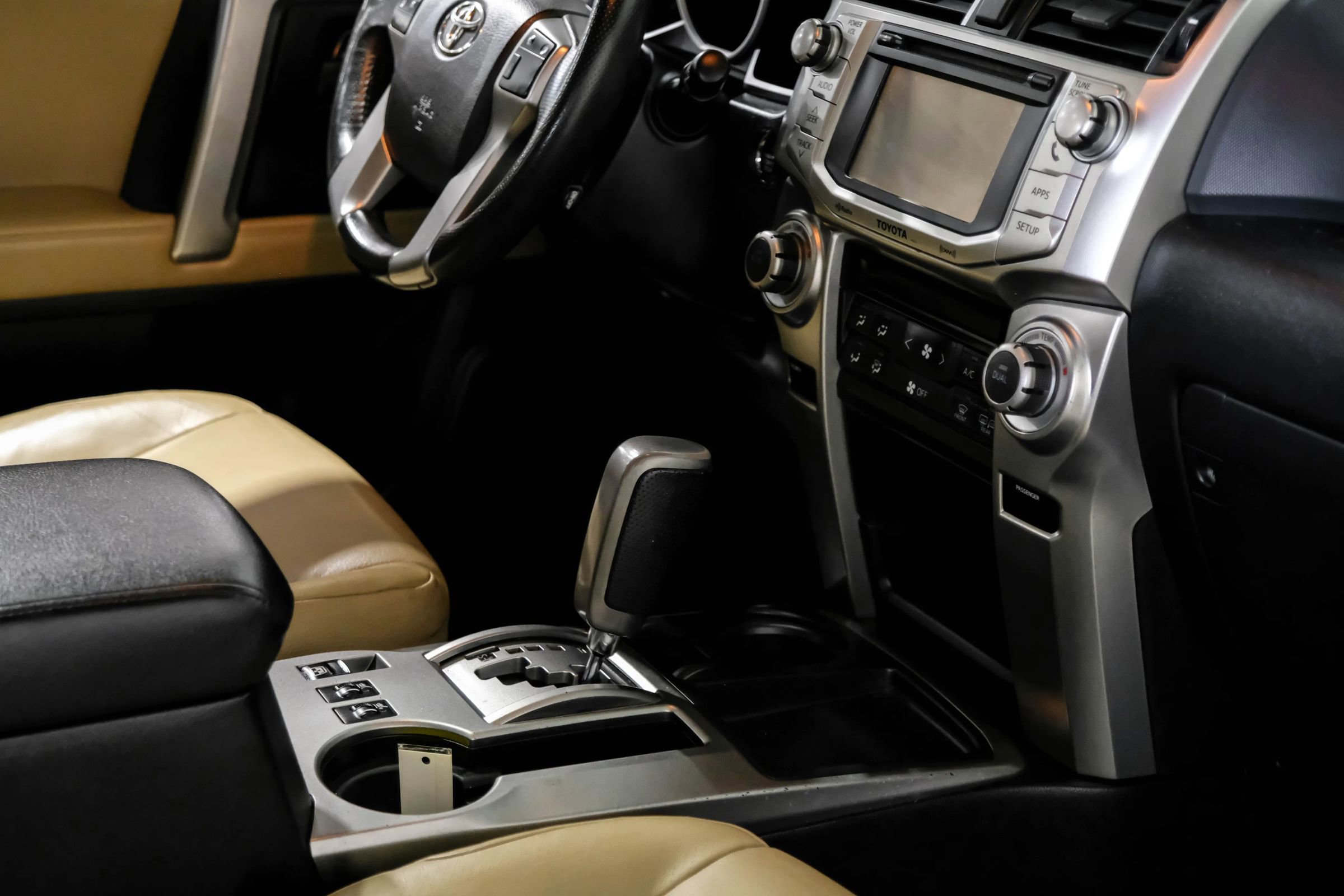 Used 2012 Toyota 4Runner Limited image 31