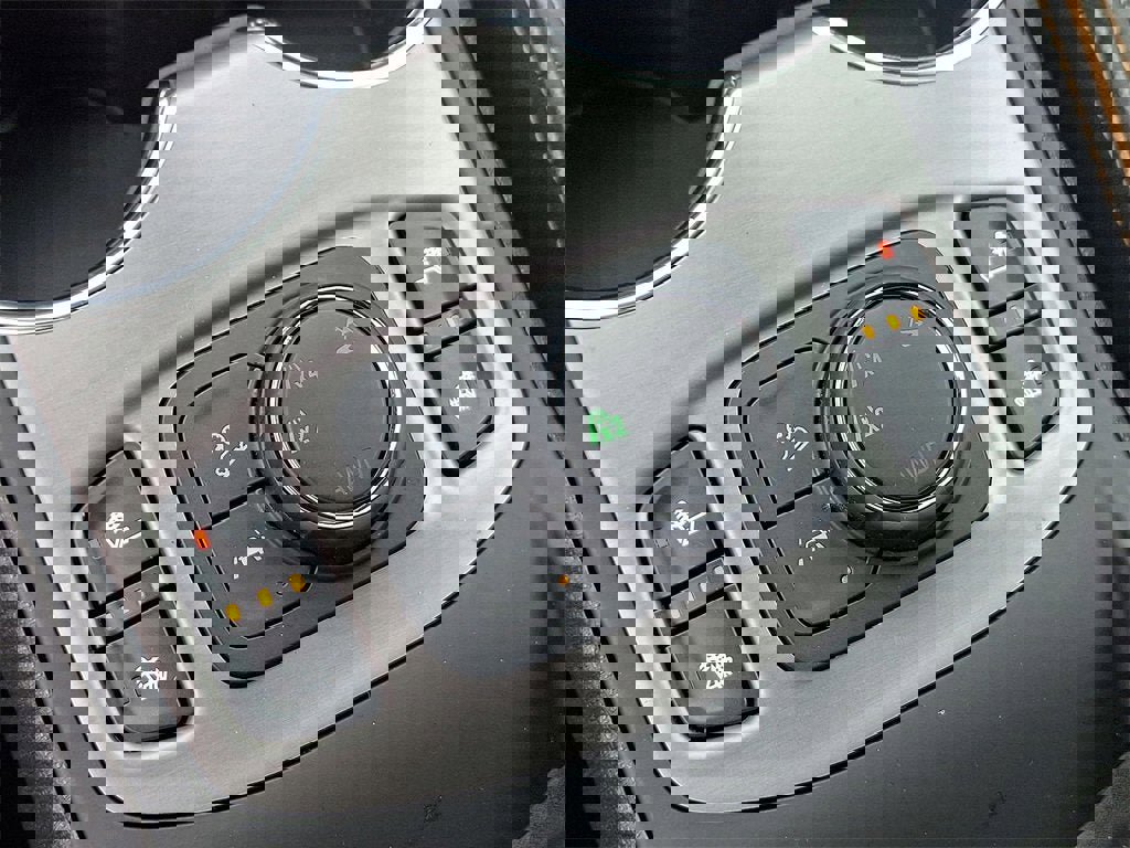 Certified 2023 GMC Terrain AT4 image 37