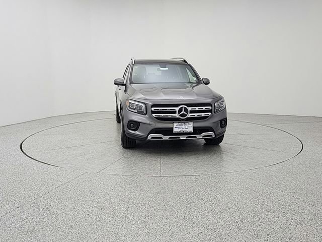 Used 2020 Mercedes-Benz GLB 250 4MATIC image 2