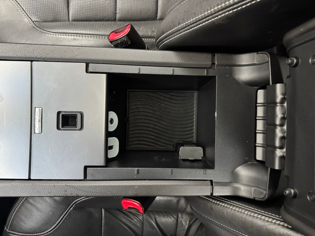Used 2010 Ford Taurus Limited FWD image 27