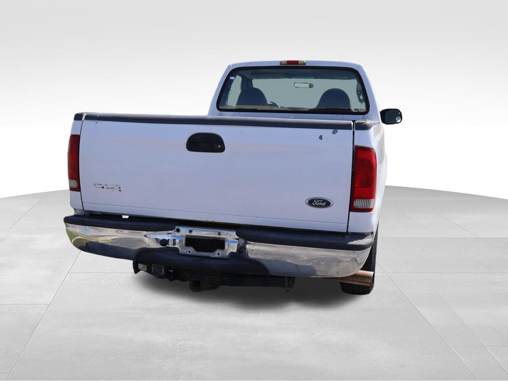 Used 2005 Ford F250 2WD Regular Cab Super Duty image 18