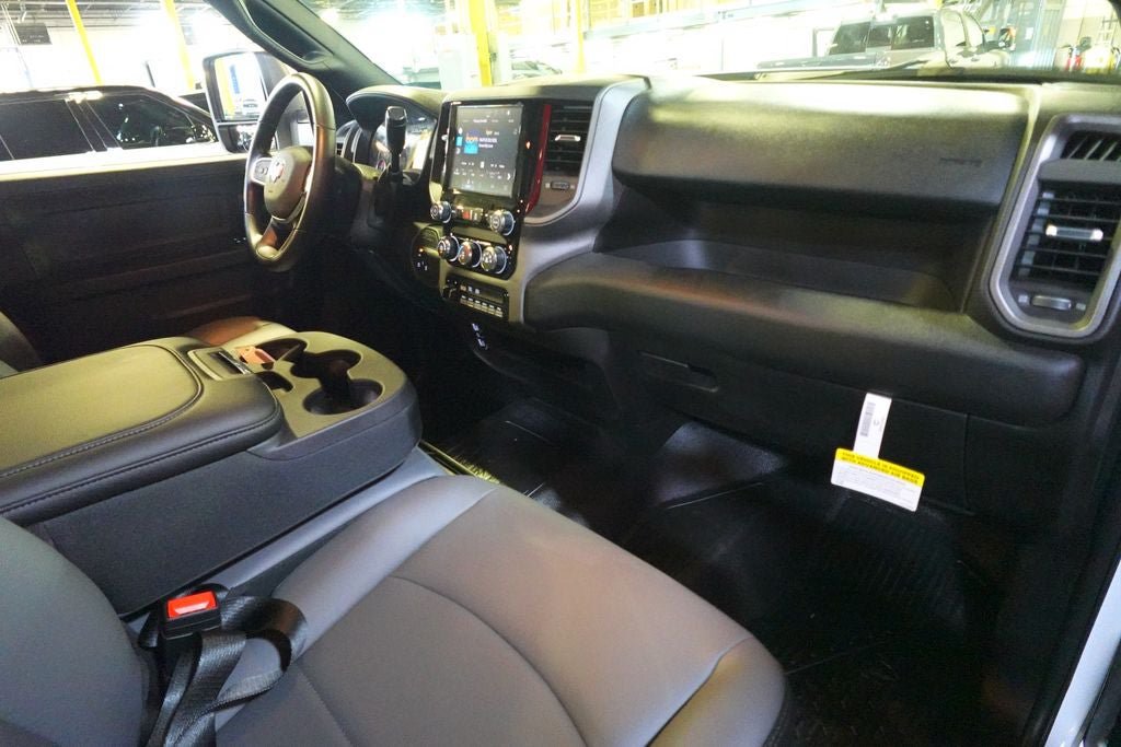 New 2026 RAM 5500 Tradesman AWD/4WD image 29