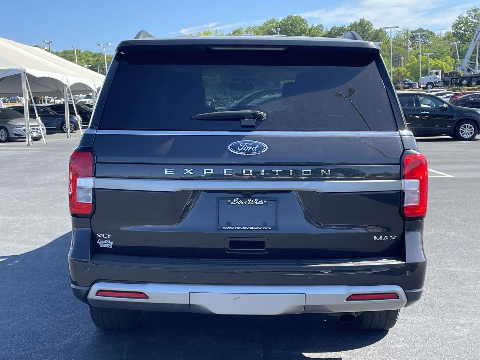 Used 2024 Ford Expedition Max XLT AWD/4WD image 6