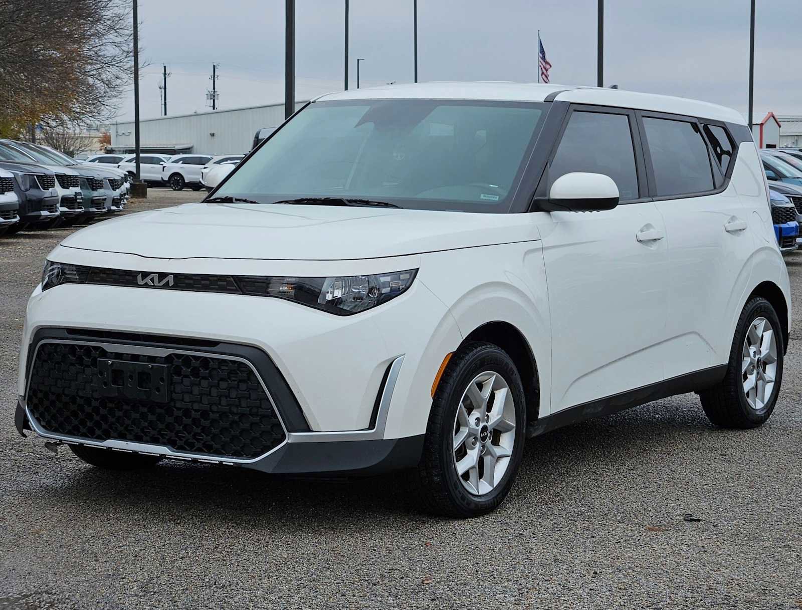 Used 2023 Kia Soul LX w/ Option Group 015 image 10