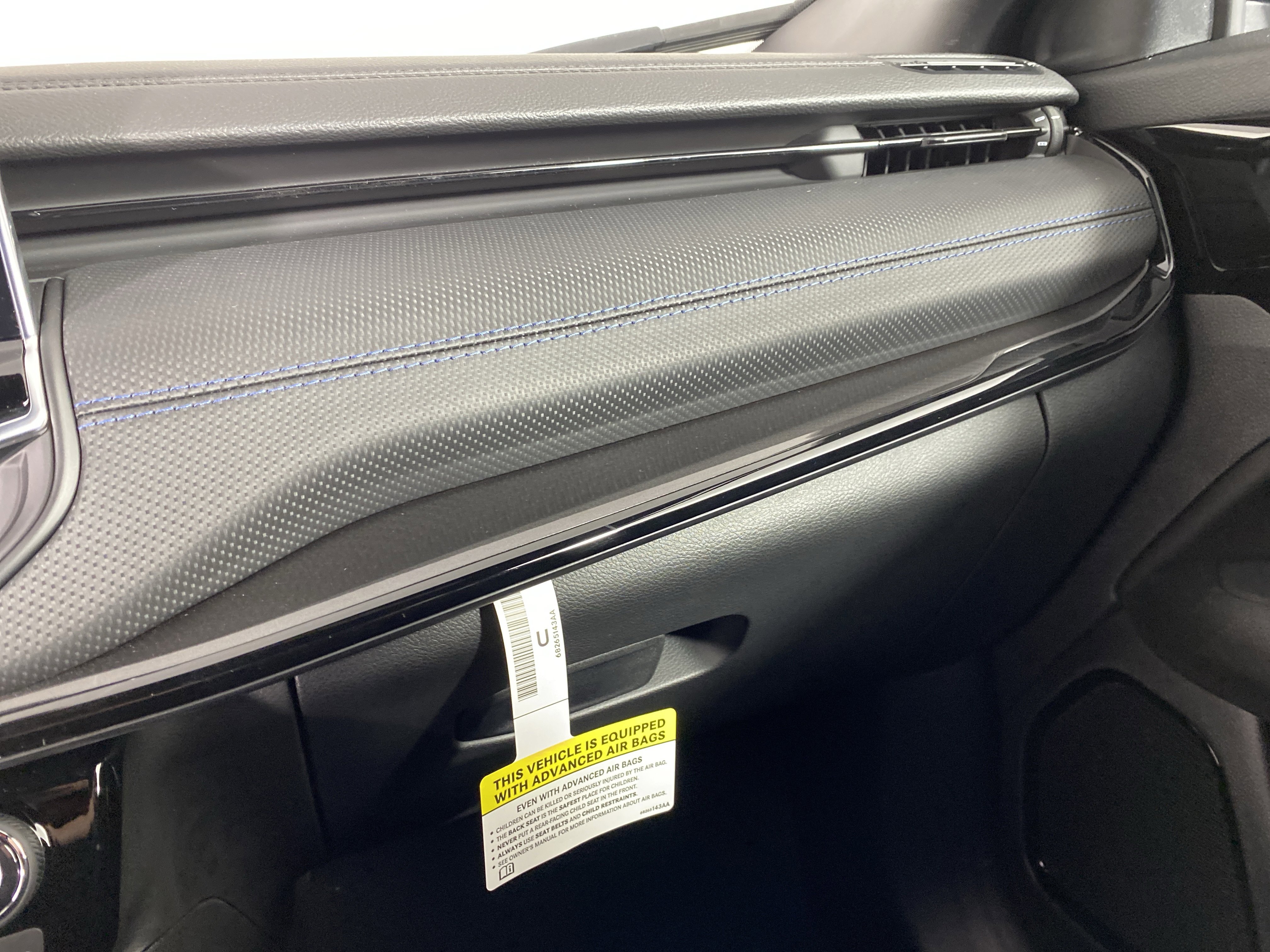 New 2026 Jeep Compass Limited image 28