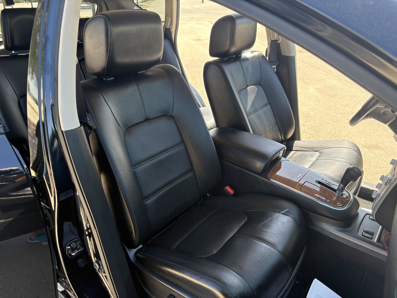 Used 2012 Nissan Murano LE w/ Platinum Pkg FWD image 28