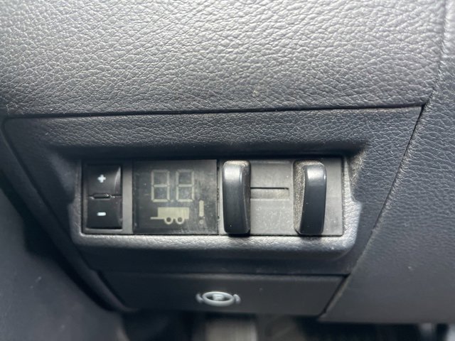 Used 2011 RAM 2500 SLT image 22