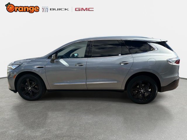 Used 2024 Buick Enclave Essence w/ Sport Touring Edition FWD image 6