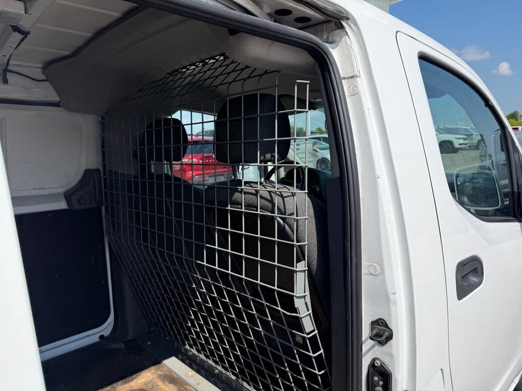 Used 2020 Nissan NV200 SV w/ Back Door Glass Package FWD image 16