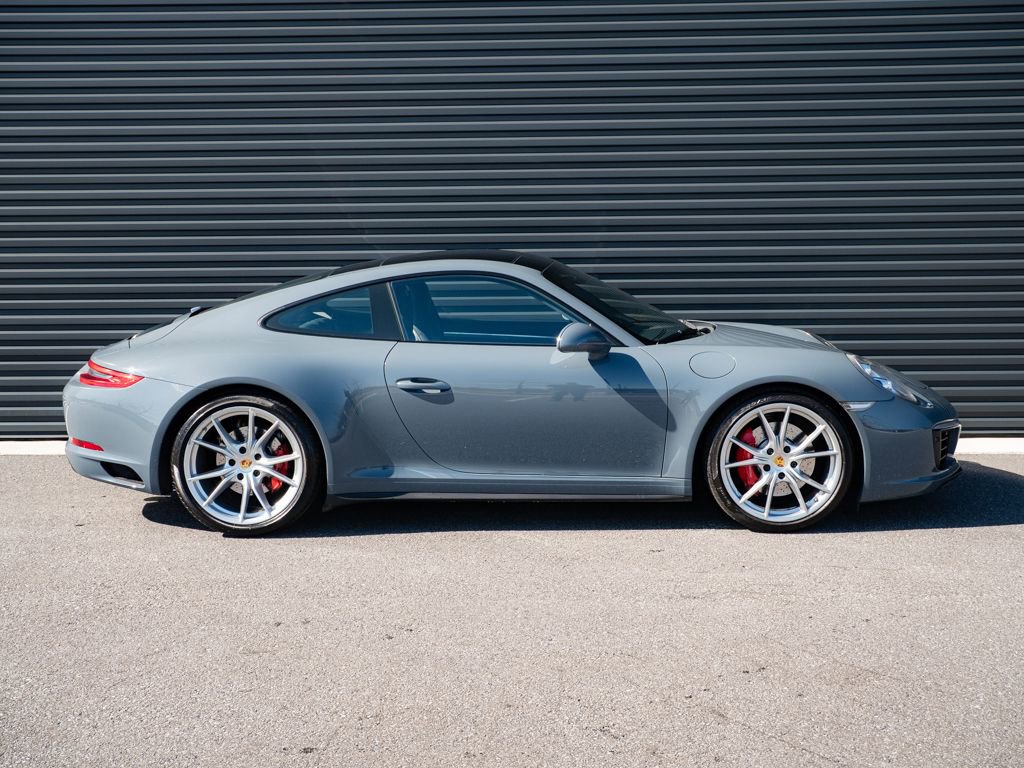 Used 2017 Porsche 911 Carrera 4S image 9