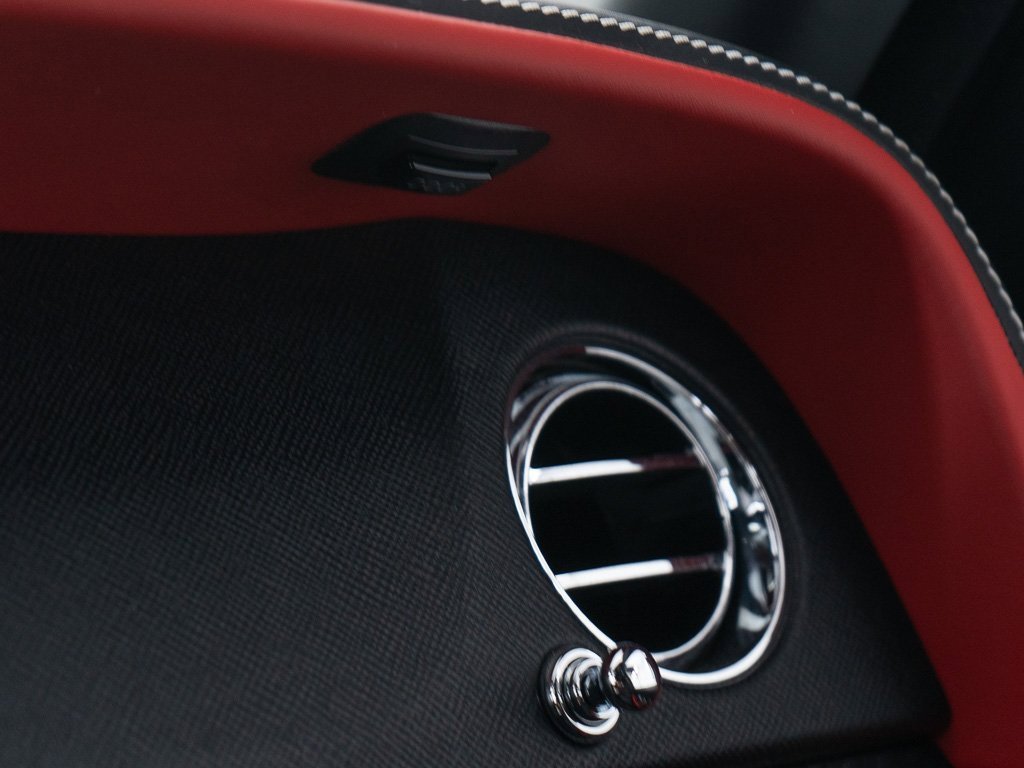 Certified 2023 Rolls-Royce Cullinan Black Badge w/ Driver's Package image 48