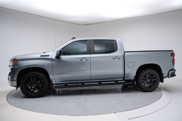 Used 2023 Chevrolet Silverado 1500 RST image 2
