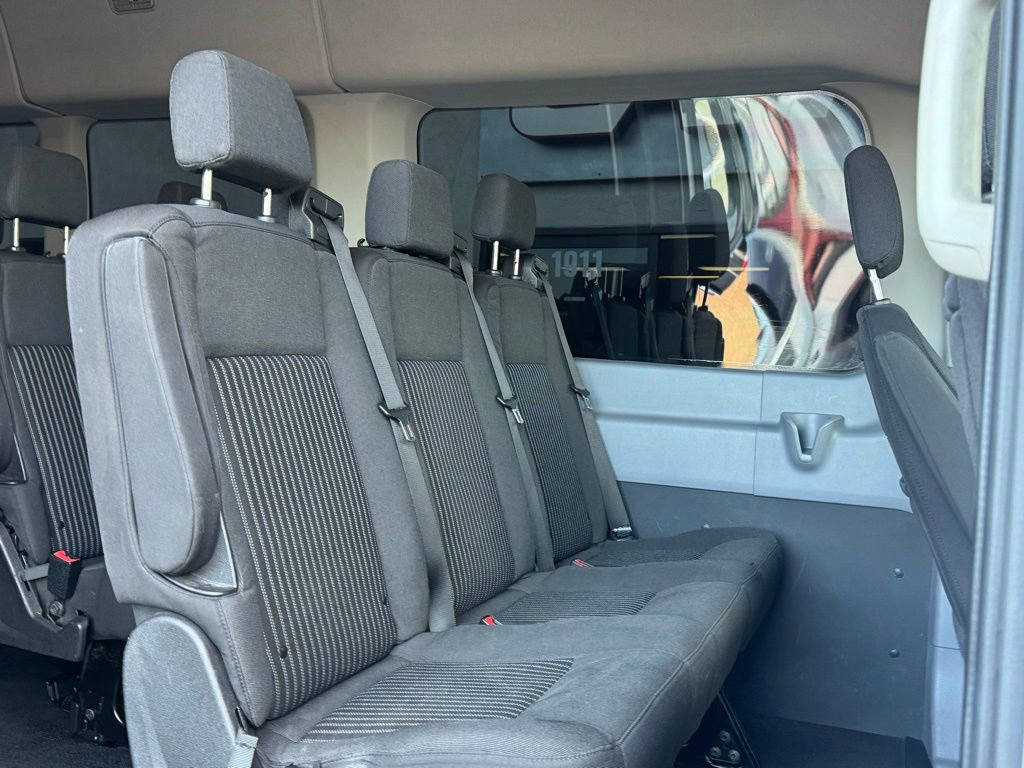 Used 2018 Ford Transit 350 XLT image 26