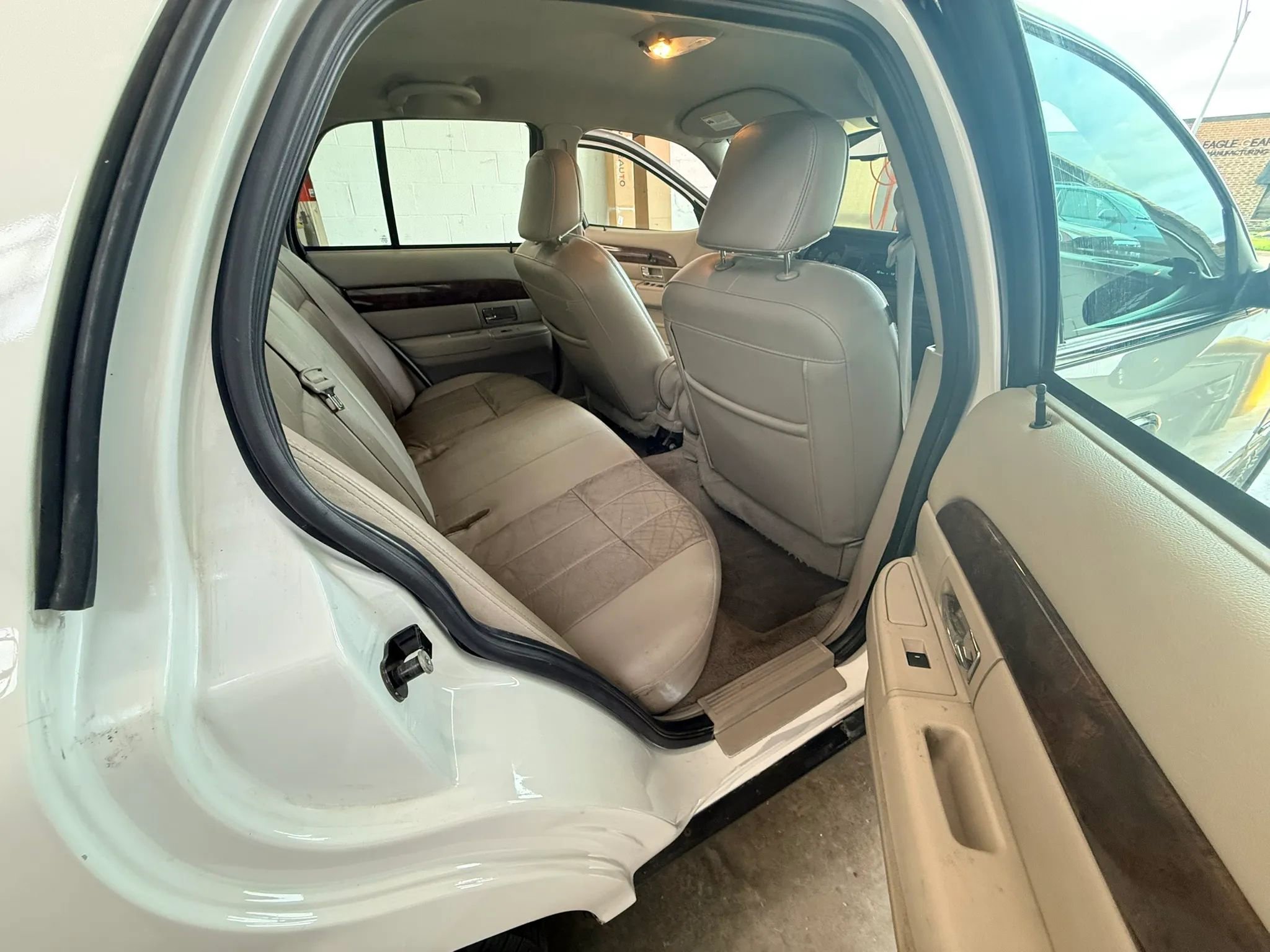 Used 2009 Mercury Grand Marquis LS RWD image 13