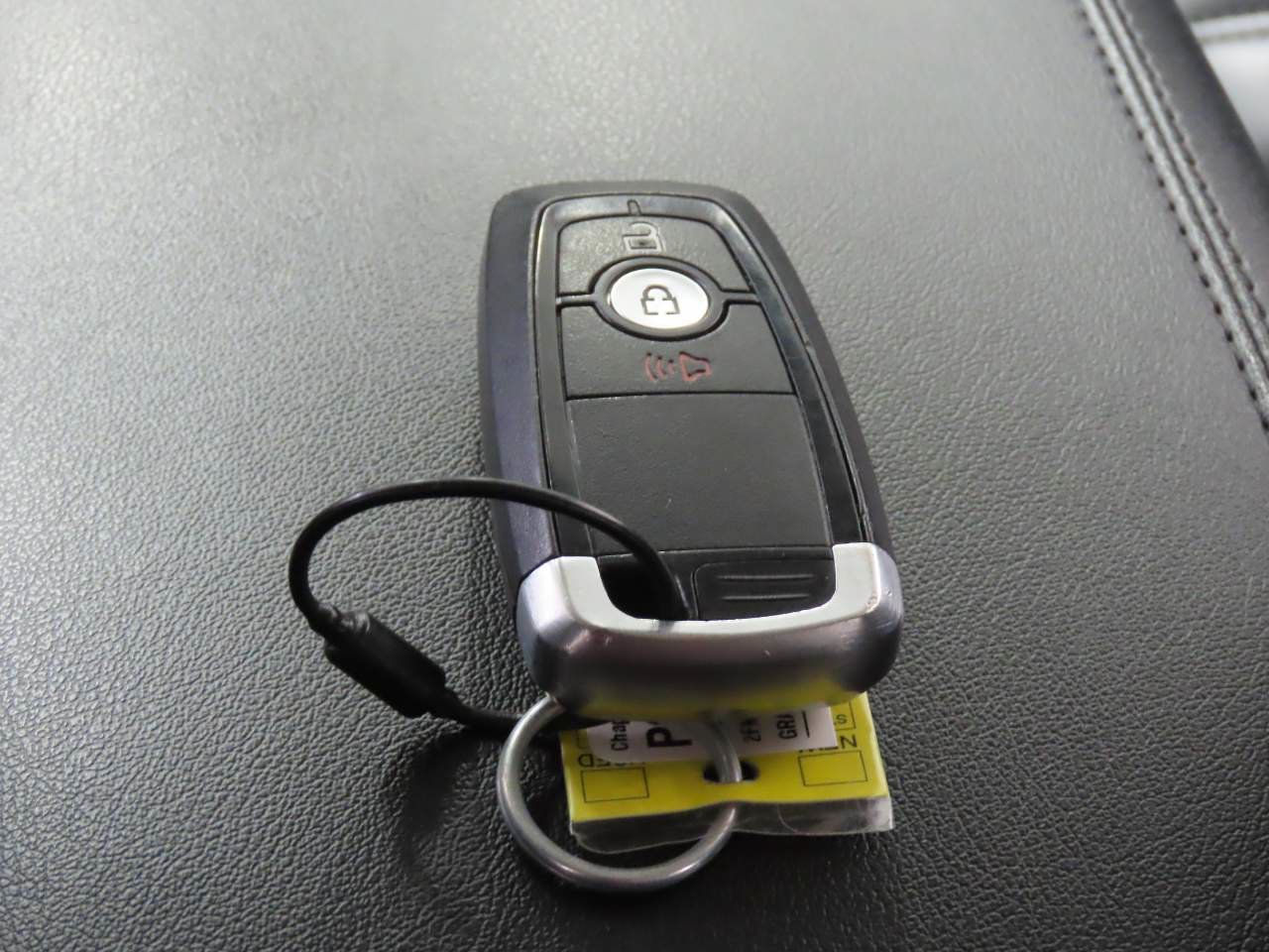 Used 2024 Ford Edge SEL AWD/4WD image 19