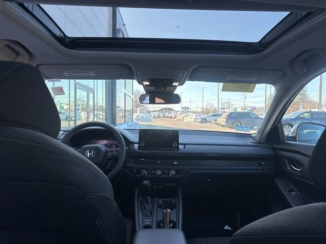 Used 2023 Honda Accord EX image 12