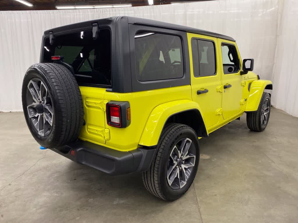 Used 2024 Jeep Wrangler Unlimited AWD/4WD image 6