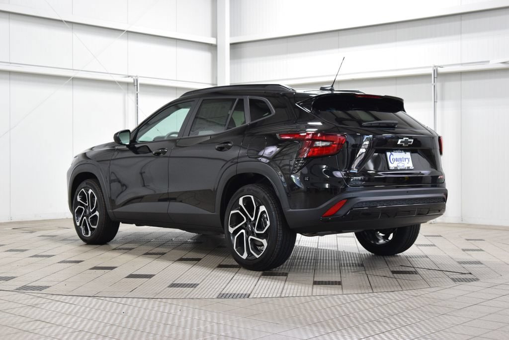 New 2026 Chevrolet Trax RS w/ Driver Confidence Package FWD image 6