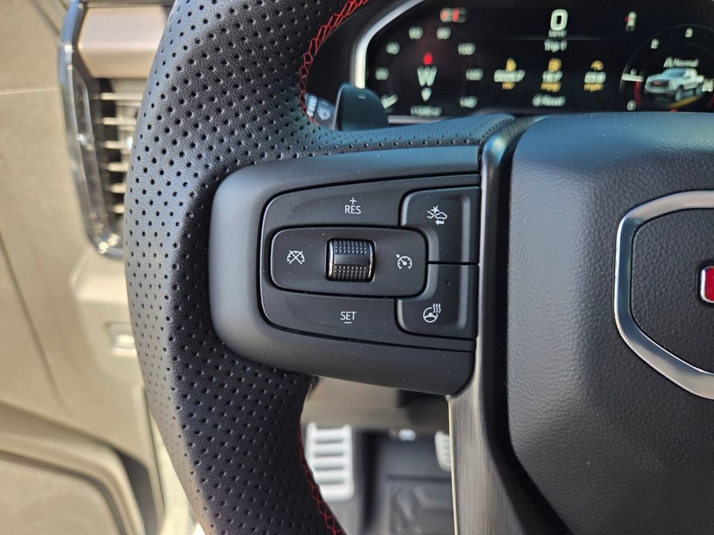 Used 2025 GMC Sierra 1500 AT4 w/ AT4 Premium Package AWD/4WD image 33