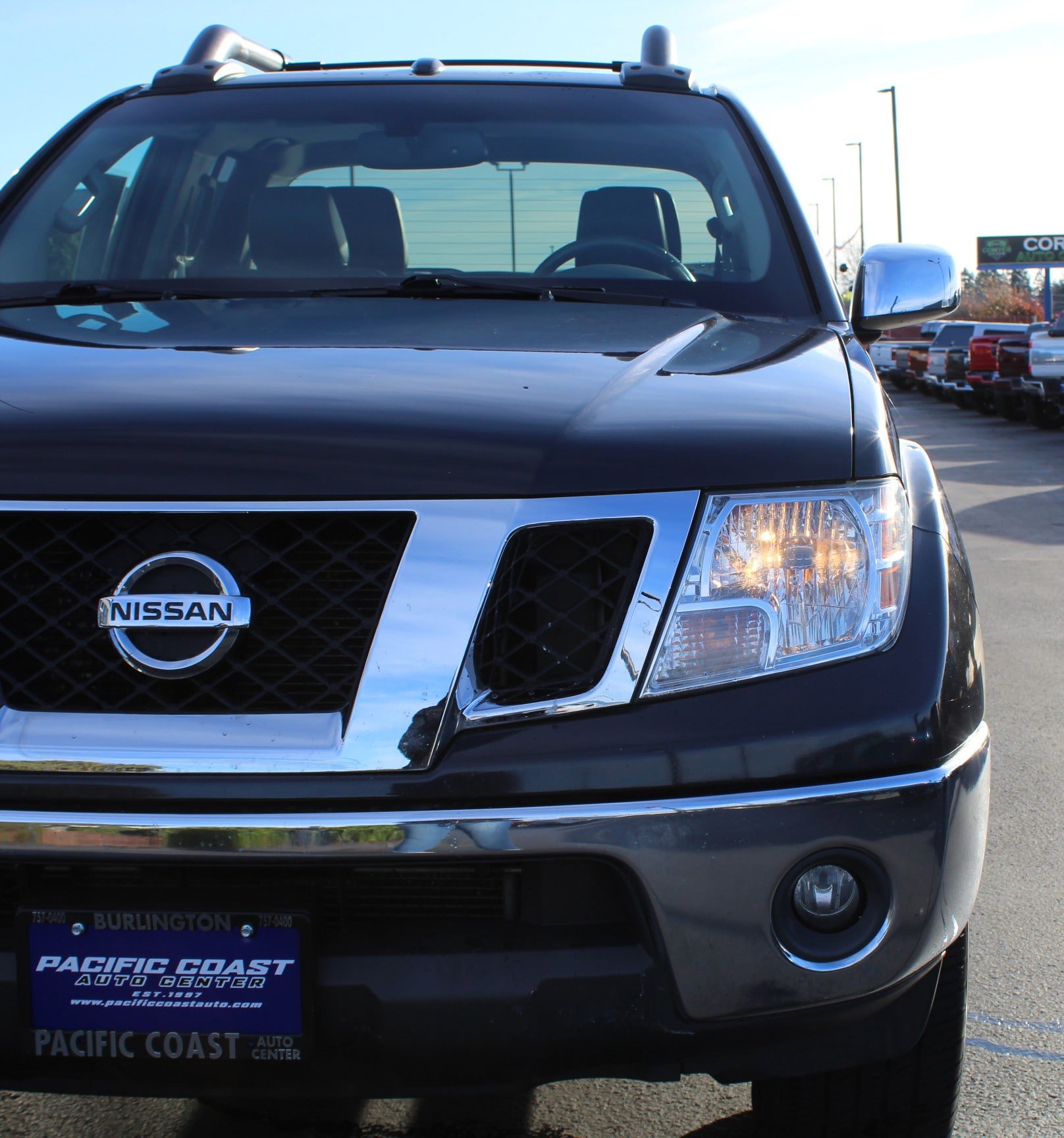 Used 2012 Nissan Frontier 4x4 Crew Cab Long Bed image 10