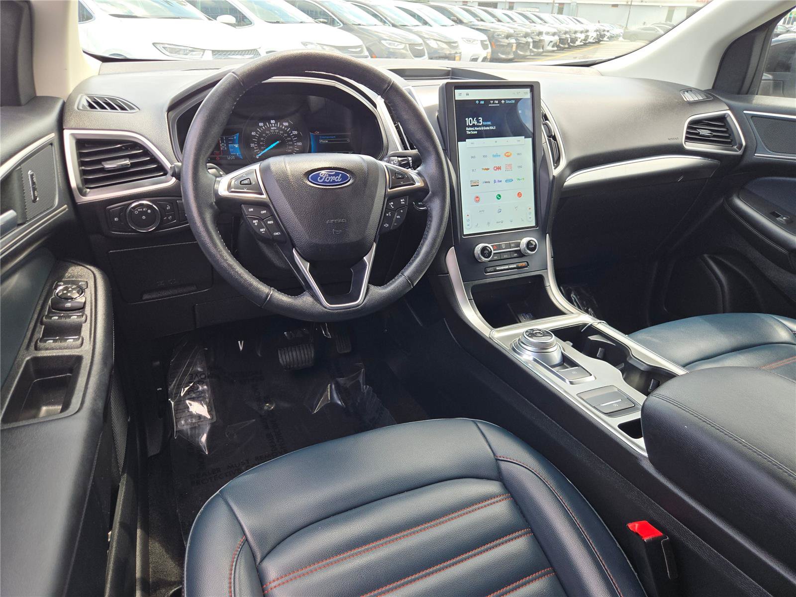 Used 2022 Ford Edge SEL w/ Sport Appearance Package AWD/4WD image 8