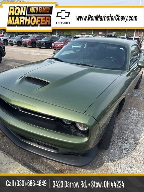 Used 2022 Dodge Challenger R/T RWD image 1