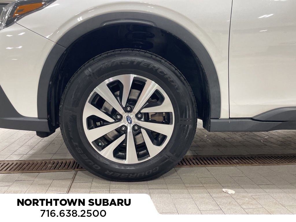 Used 2022 Subaru Outback Premium image 26