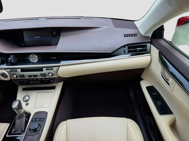 Used 2017 Lexus ES 350 w/ Accessory Package 2 FWD image 17