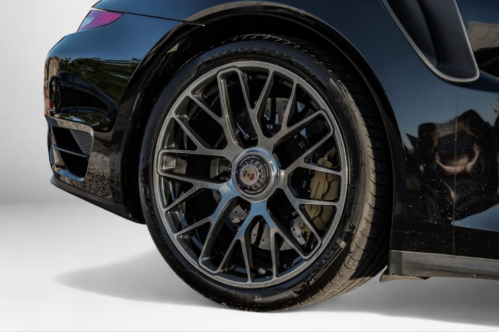 Used 2015 Porsche 911 Turbo S image 51