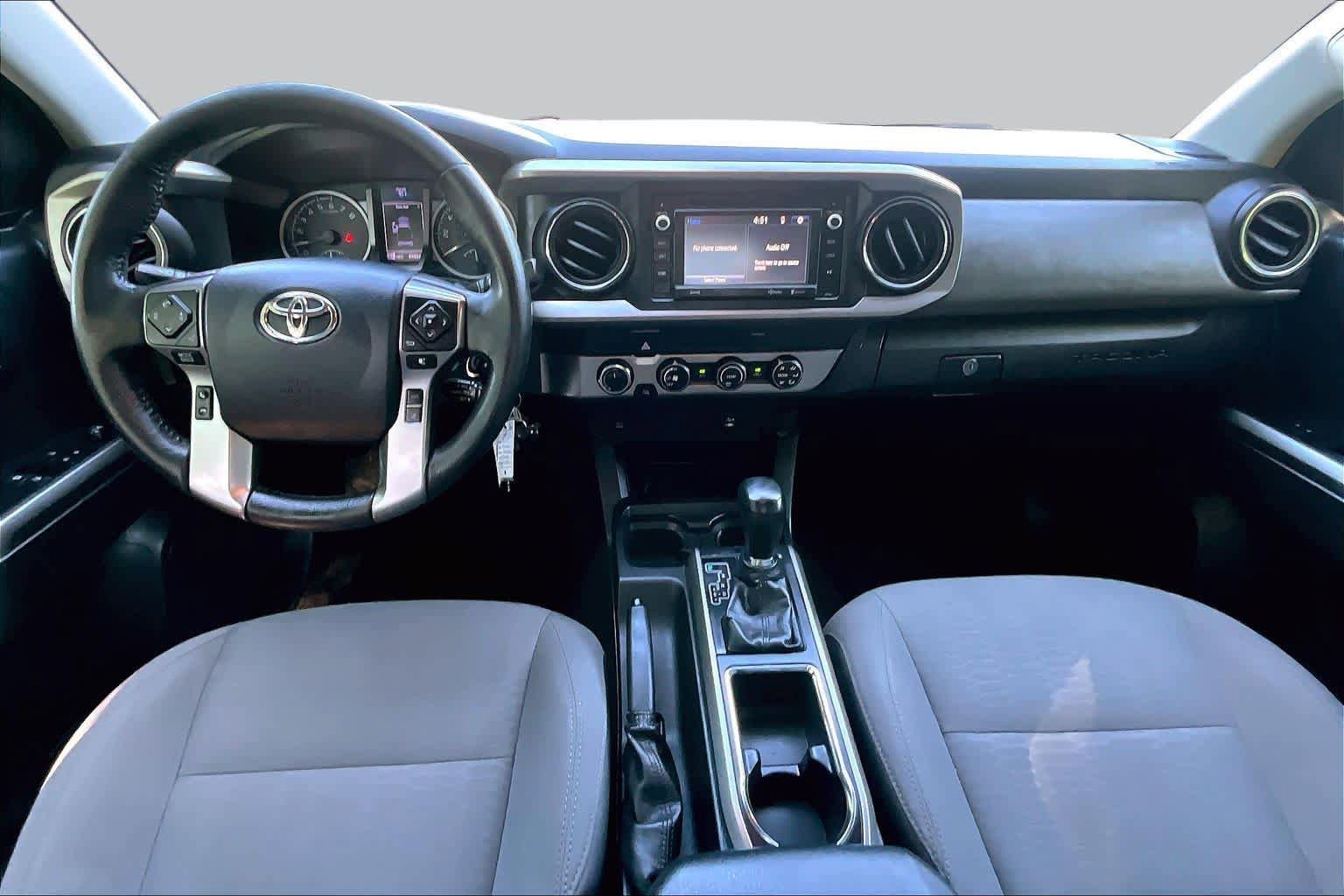 Certified 2019 Toyota Tacoma SR5 AWD/4WD image 14