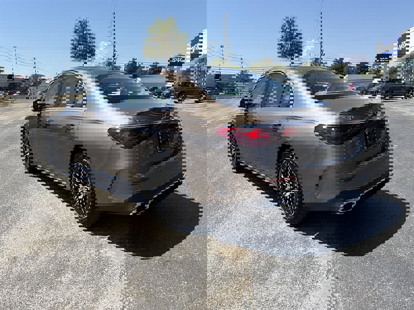 New 2026 Mercedes-Benz E 350 4MATIC image 3