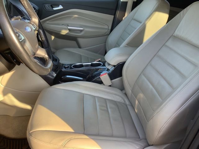 Used 2016 Ford Escape Titanium image 16