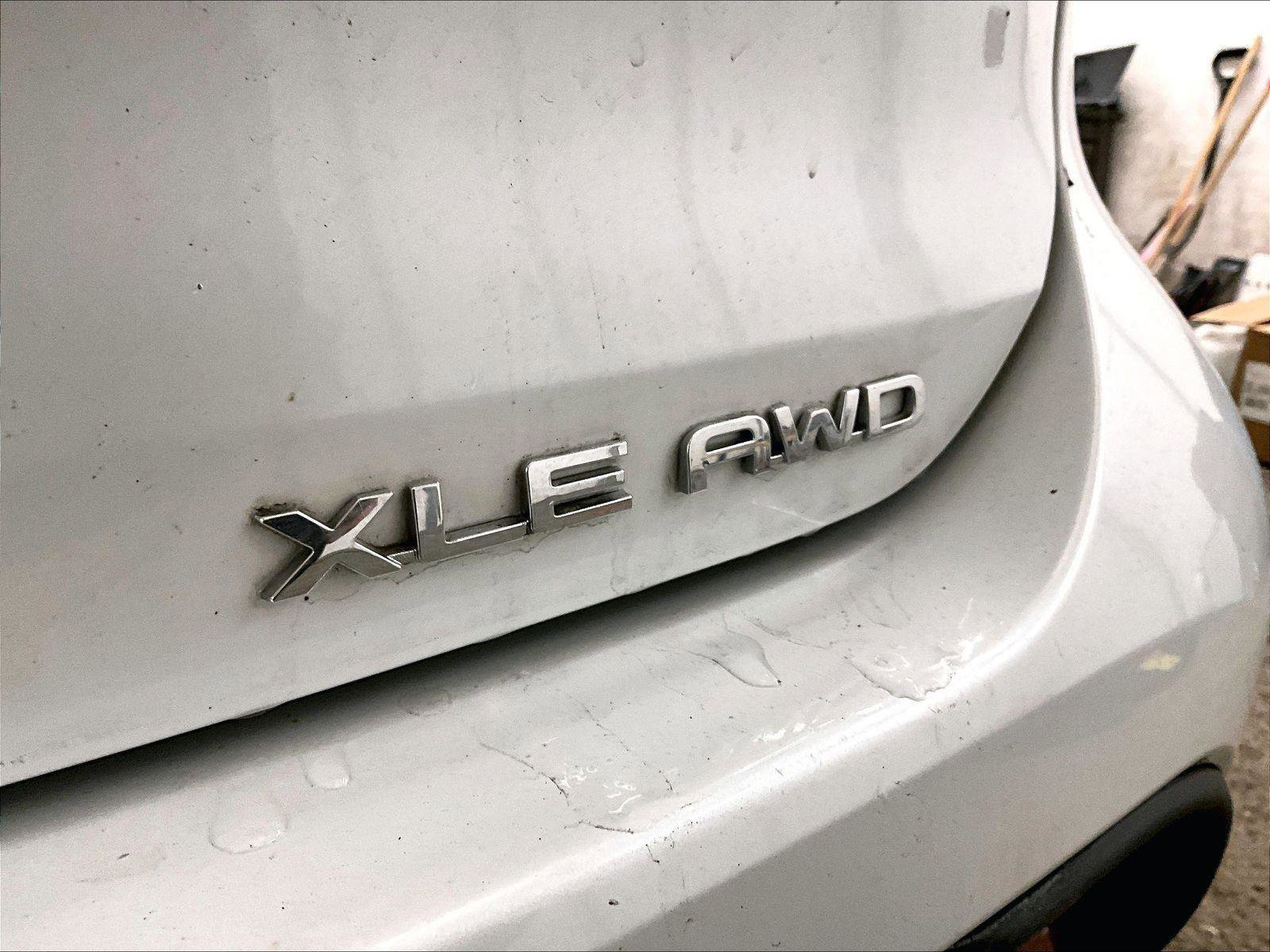 Used 2022 Toyota Highlander XLE AWD/4WD image 13