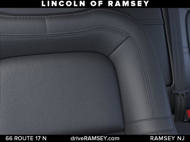 New 2026 Lincoln Corsair Premiere image 17