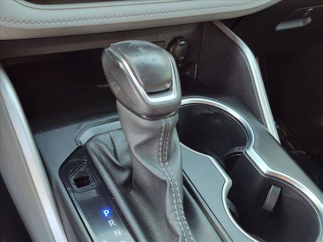 Used 2023 Toyota Highlander LE FWD image 11