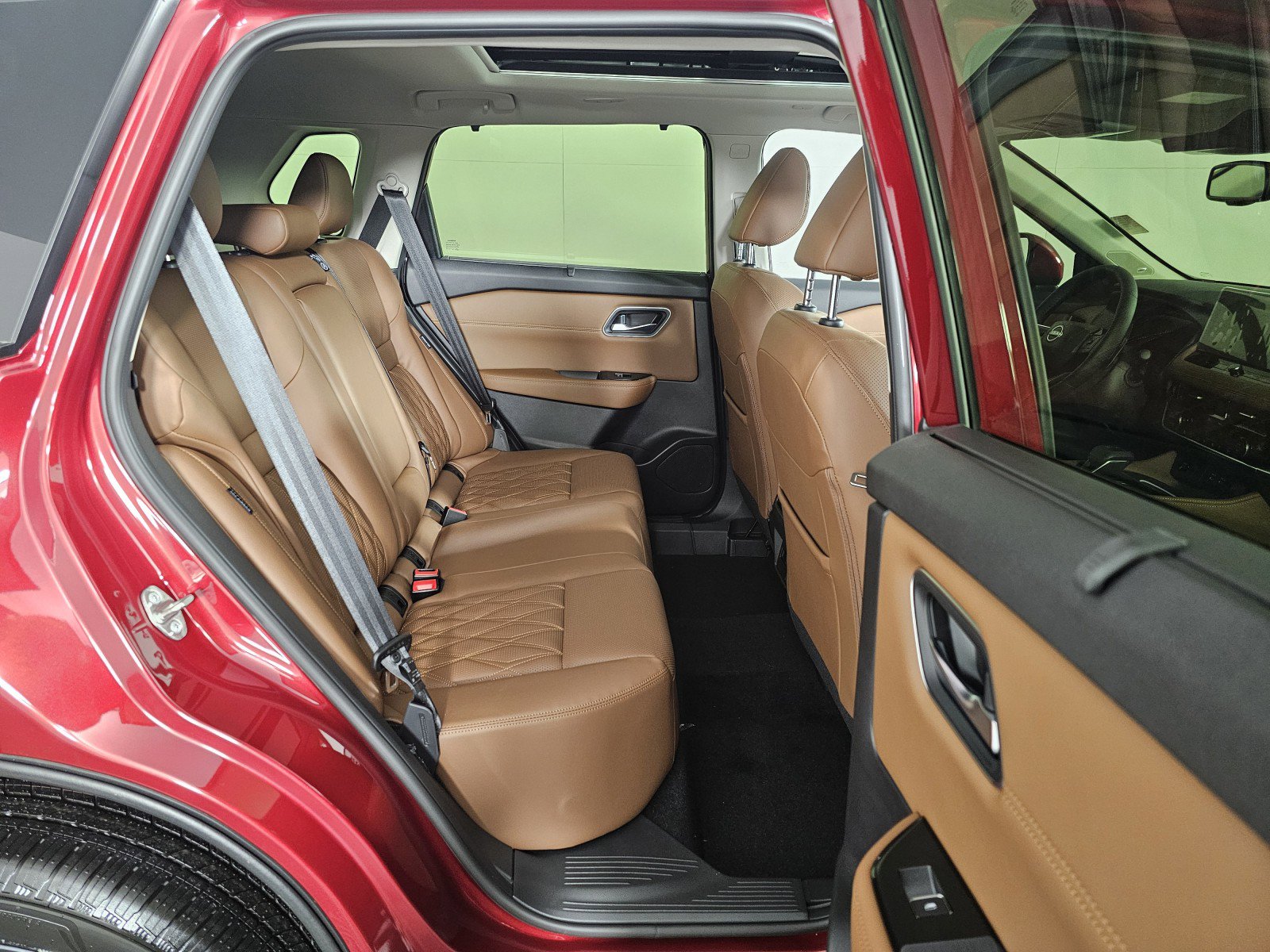 New 2026 Nissan Rogue Platinum image 15