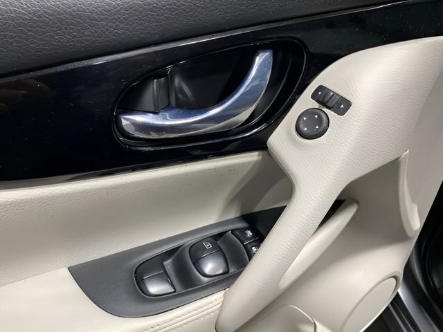 Certified 2022 Nissan Rogue Sport SL AWD/4WD image 10