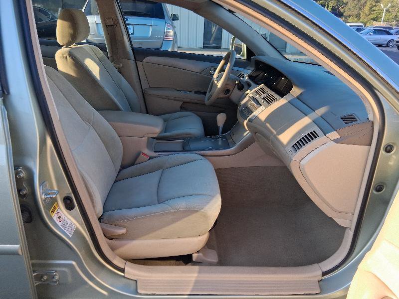 Used 2008 Toyota Avalon XL image 18