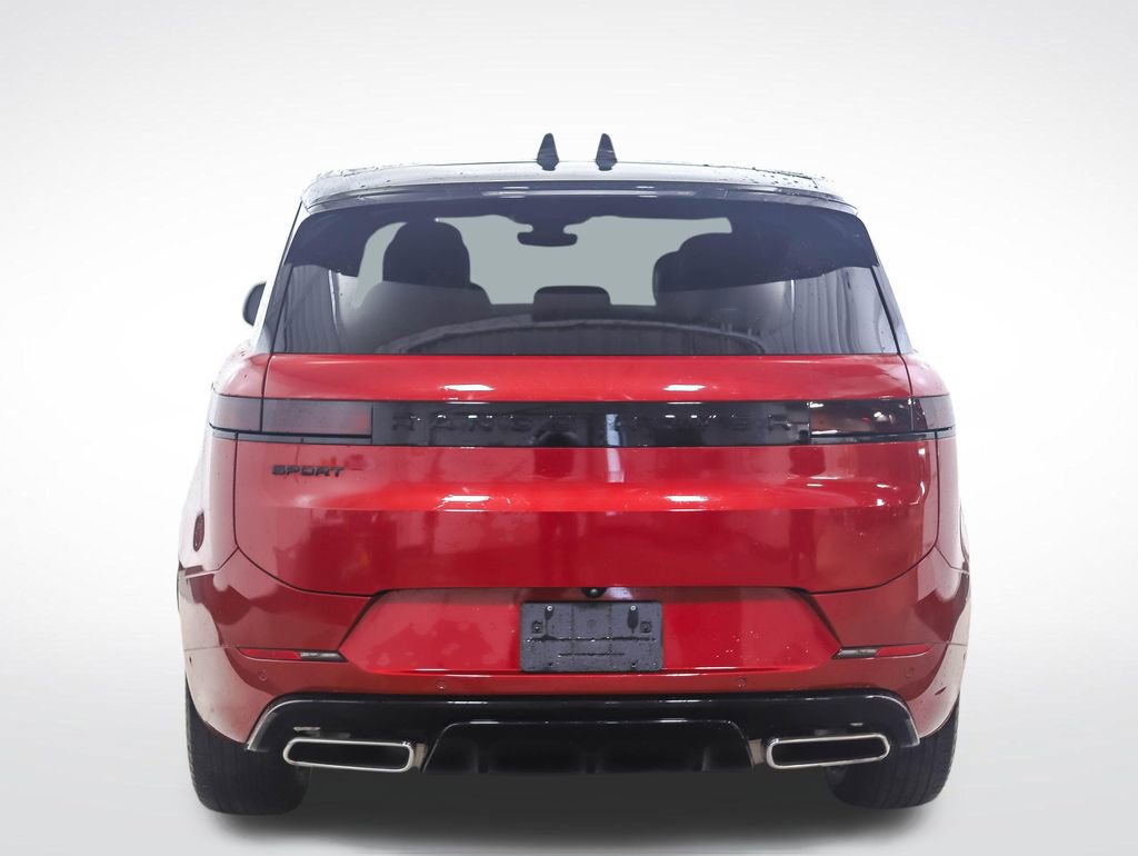 Used 2024 Land Rover Range Rover Sport Dynamic SE AWD/4WD image 4