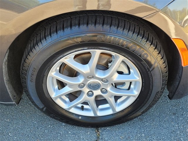 Used 2023 Chrysler Voyager LX image 19