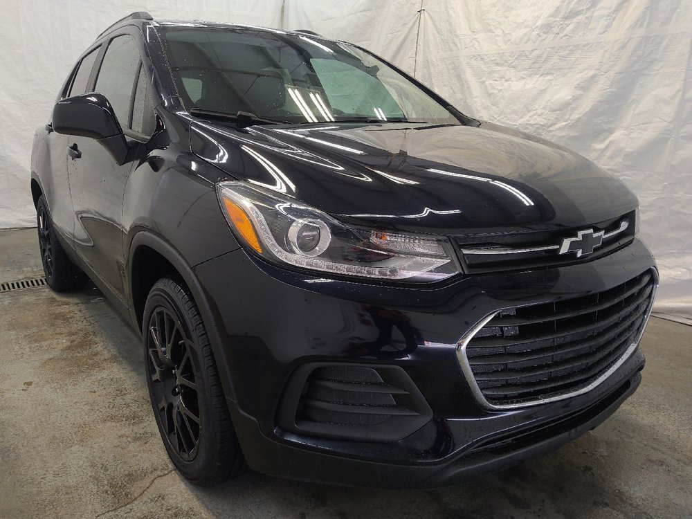 Used 2021 Chevrolet Trax LT w/ Sport Edition image 13