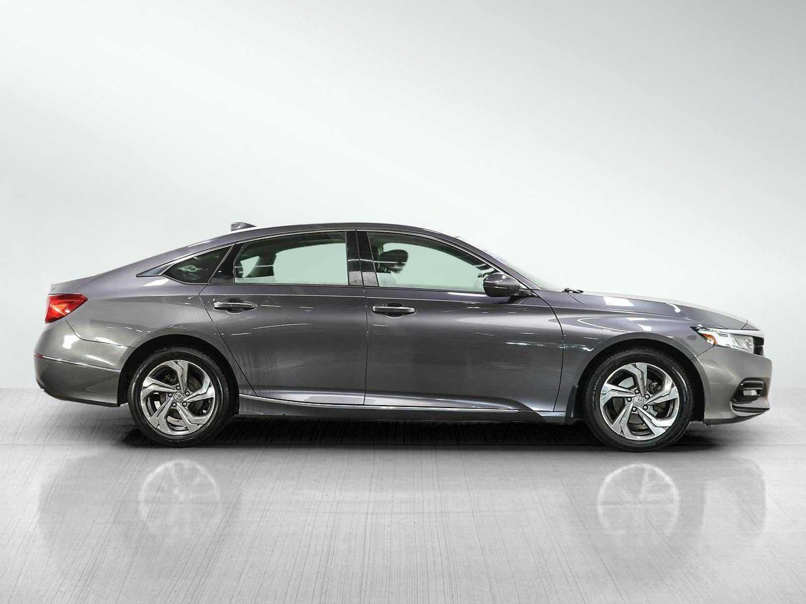 Used 2019 Honda Accord EX-L image 6