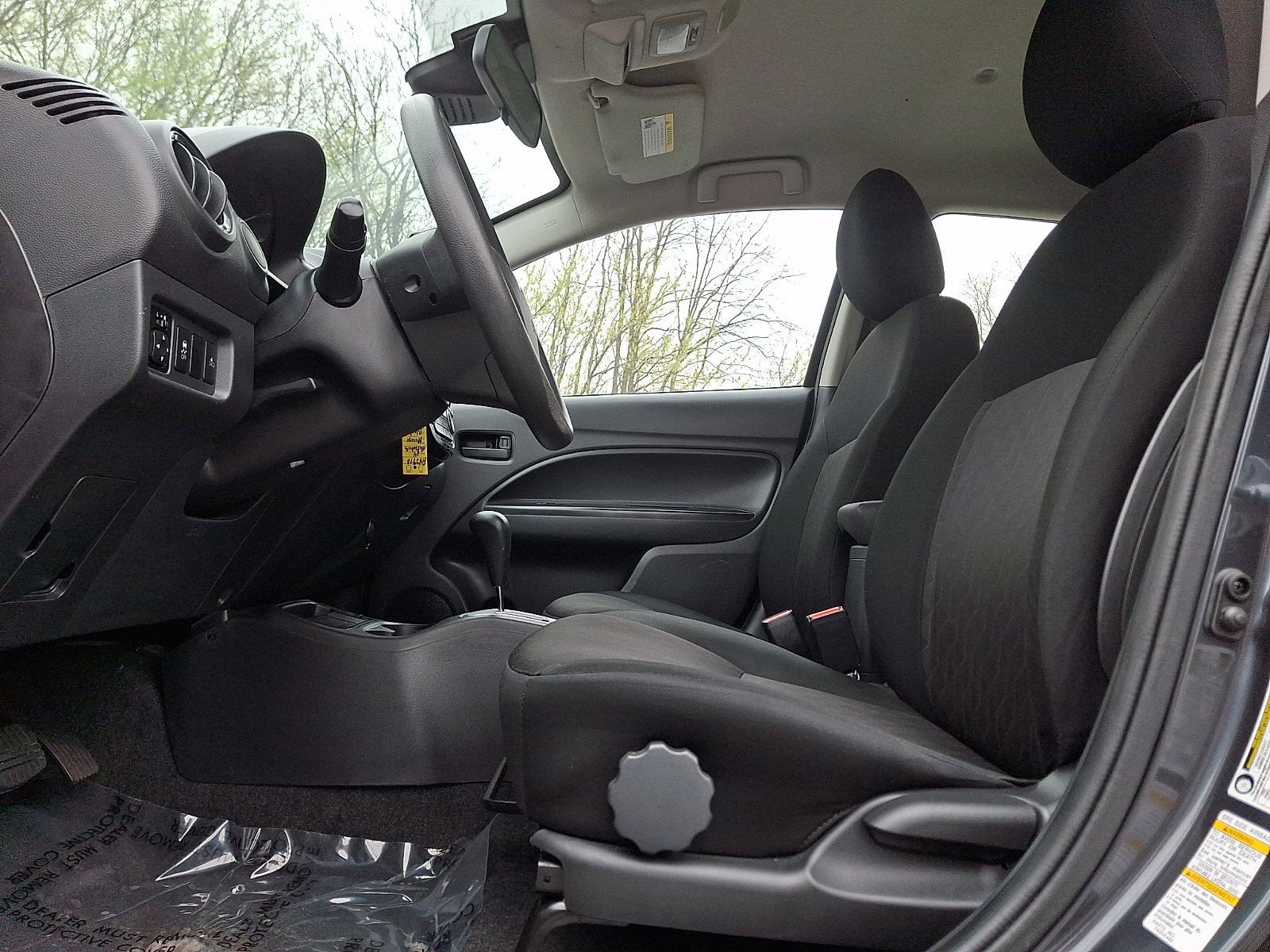 Used 2024 Mitsubishi Mirage ES image 13