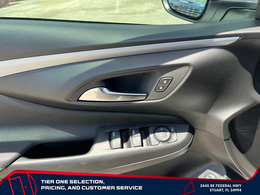 Used 2025 Buick Envista Preferred w/ Convenience I Package FWD image 22