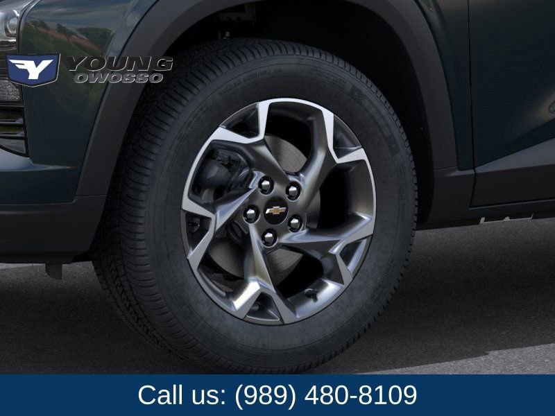New 2026 Chevrolet Trax LT w/ Driver Confidence Package FWD image 9