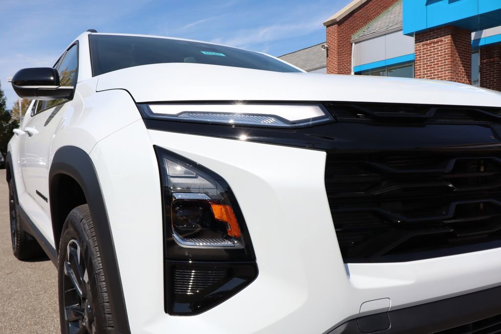 New 2026 Chevrolet Equinox RS w/ Convenience Package III image 3