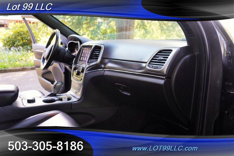 Used 2018 Jeep Grand Cherokee Limited AWD/4WD image 17