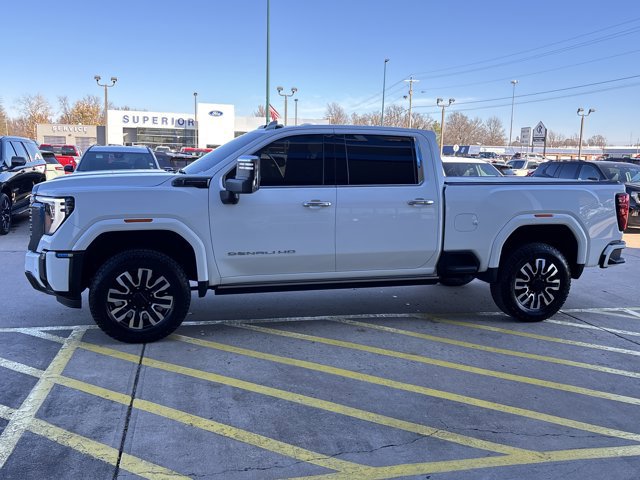 Used 2024 GMC Sierra 2500 Denali Ultimate image 10